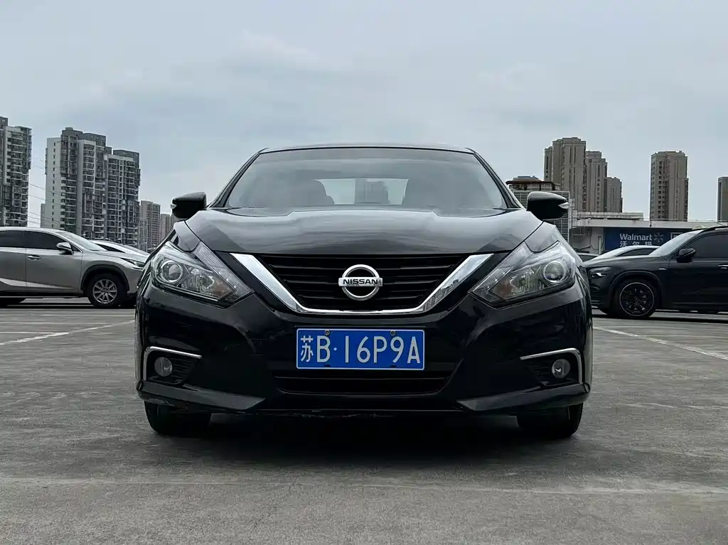 Nissan Teana — фото 2