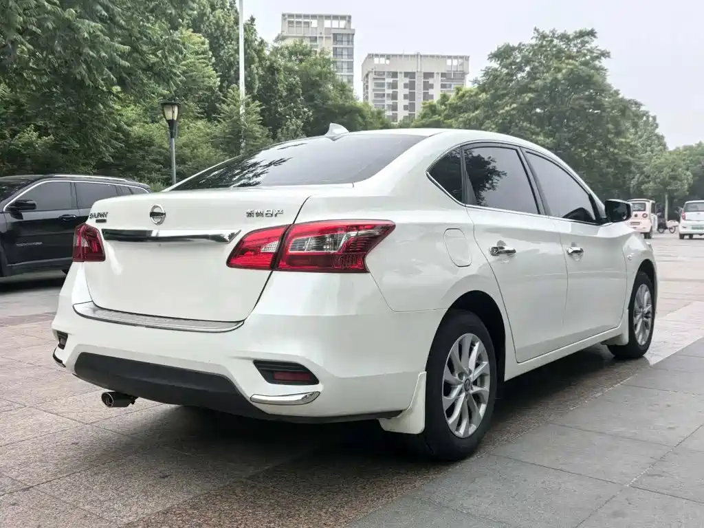 Nissan Sylphy — фото 4