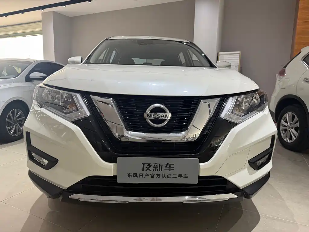 Nissan X-Trail — фото 2