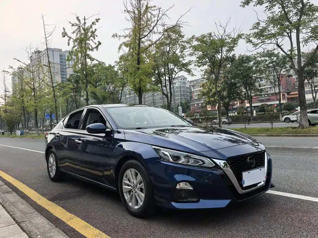 Nissan Teana — фото 3