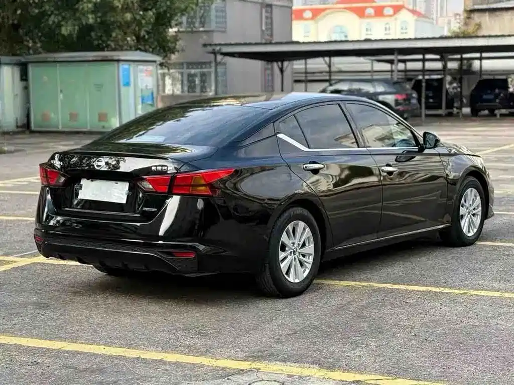 Nissan Teana — фото 7