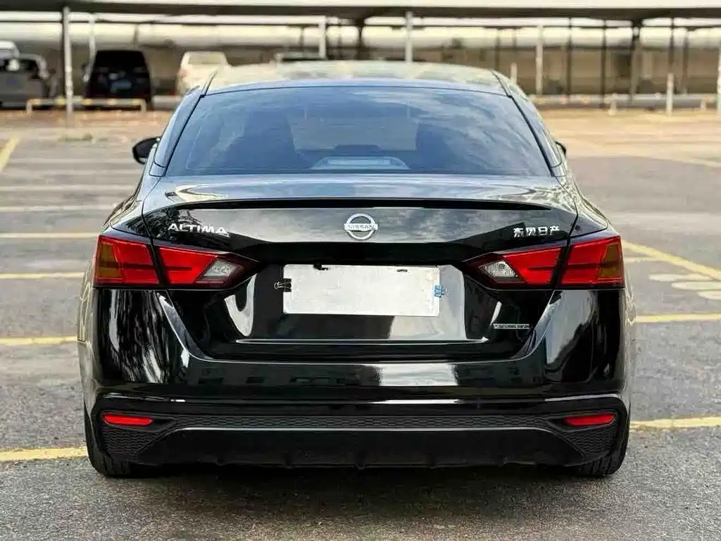 Nissan Teana — фото 8