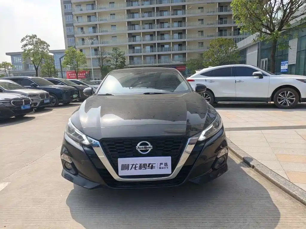 Nissan Teana — фото 2