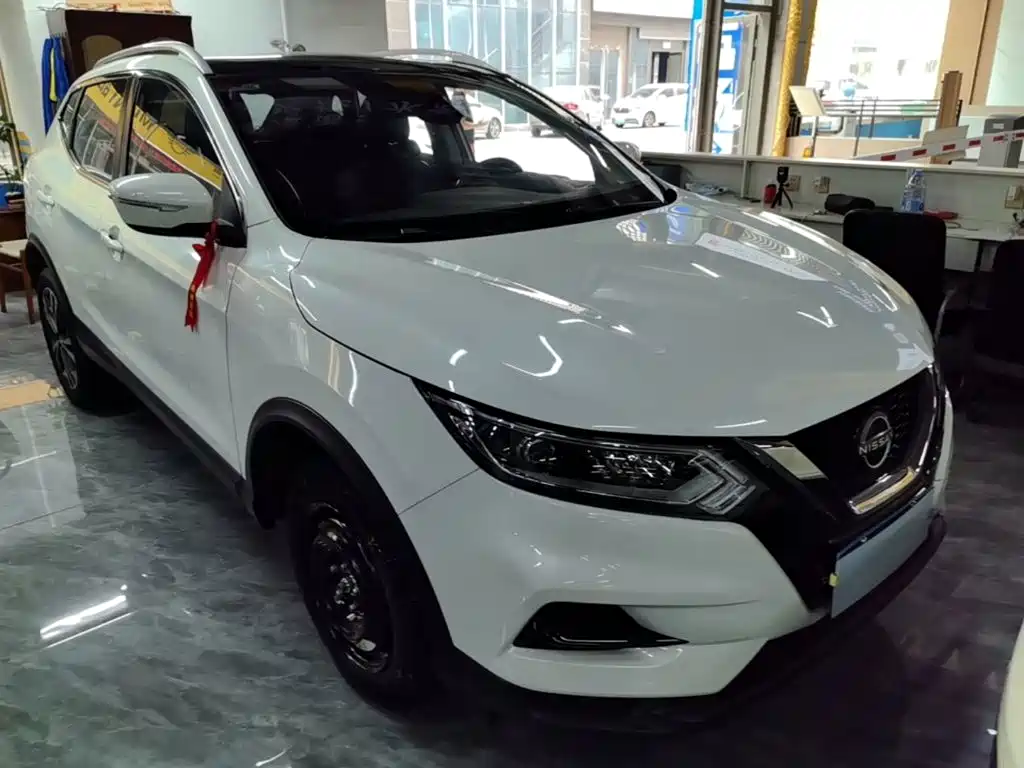 Nissan Qashqai — фото 4