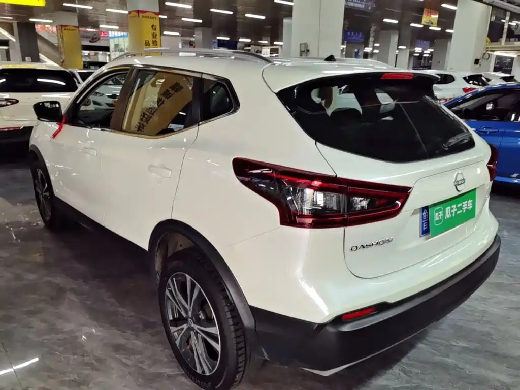 Nissan Qashqai — фото 5