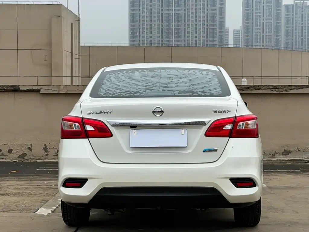 Nissan Sylphy — фото 4