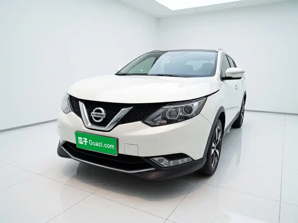 Nissan Qashqai — фото 2