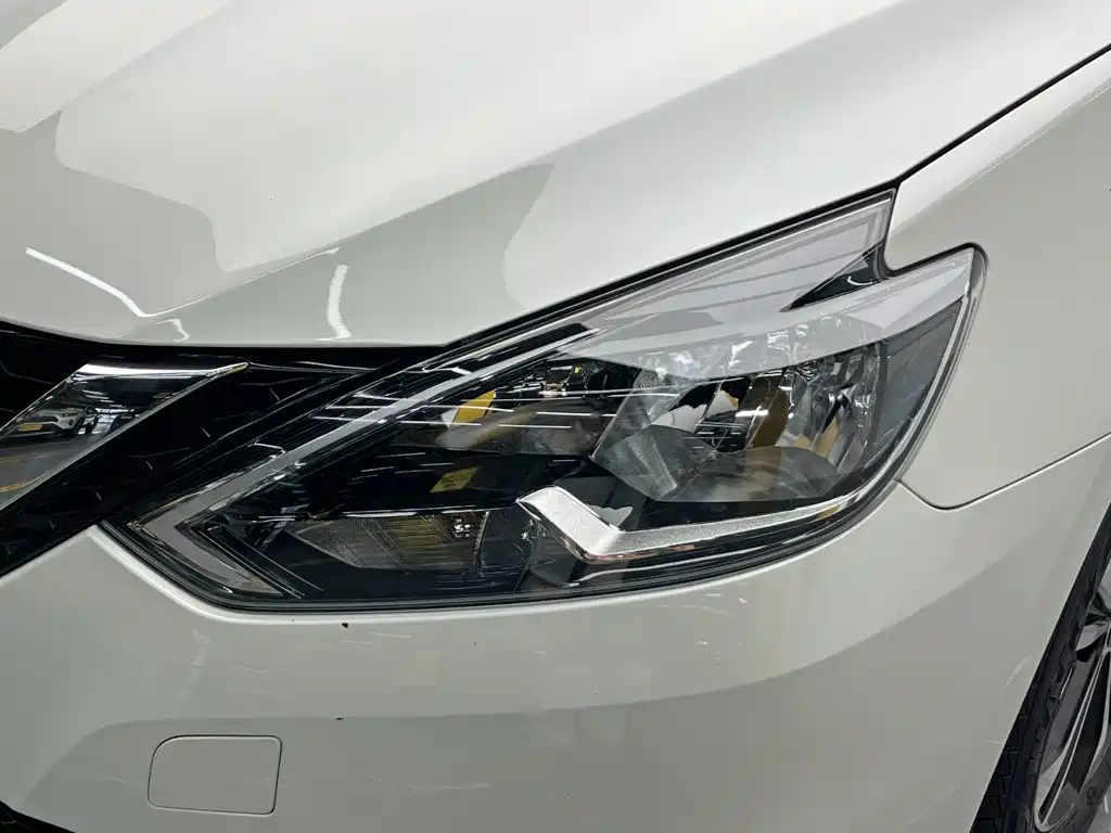 Nissan Sylphy — фото 10