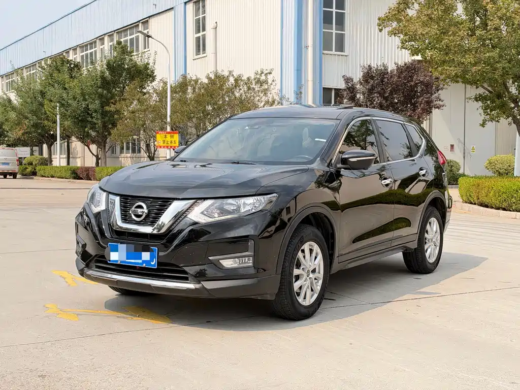 Nissan X-Trail — фото 2