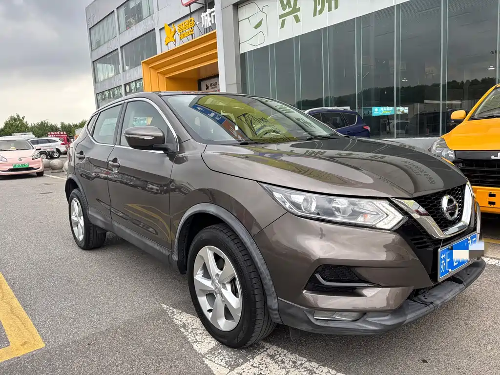 Nissan Qashqai — фото 3