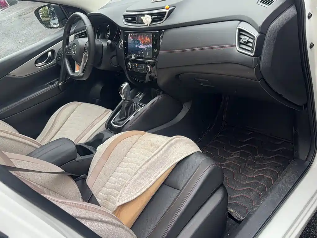 Nissan Qashqai — фото 17
