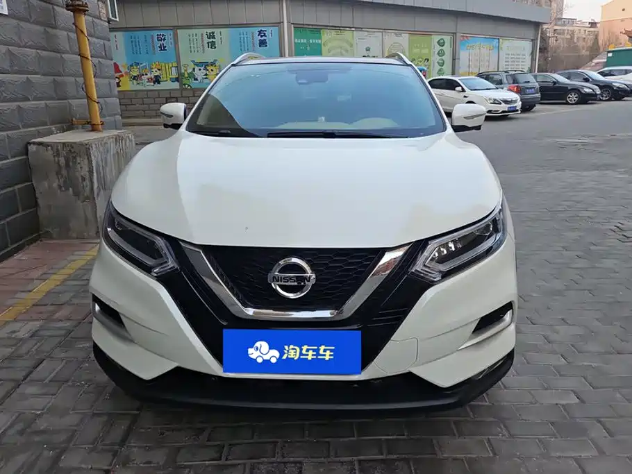 Nissan Qashqai — фото 2
