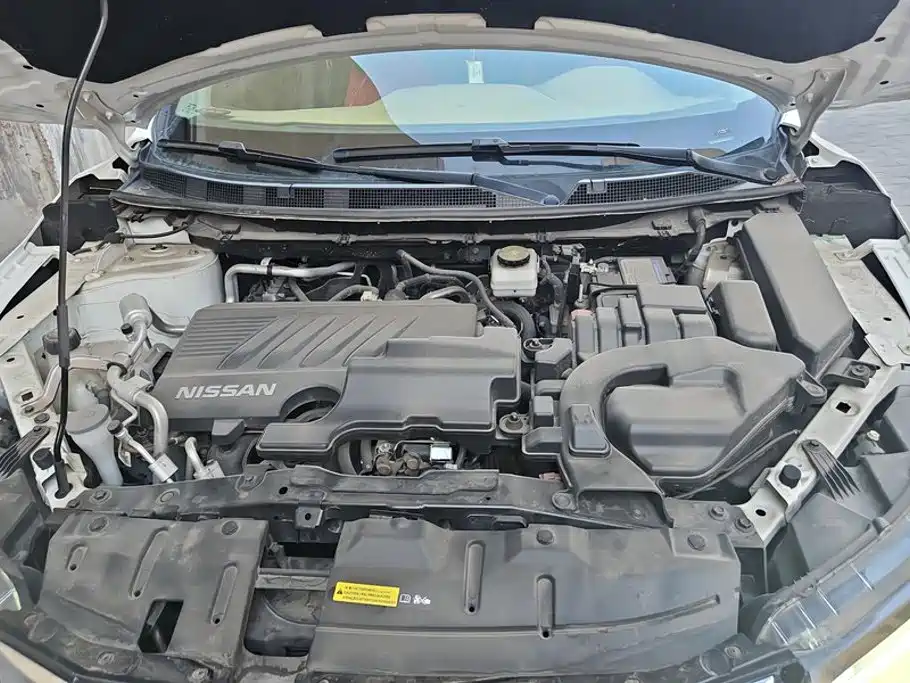 Nissan Qashqai — фото 10