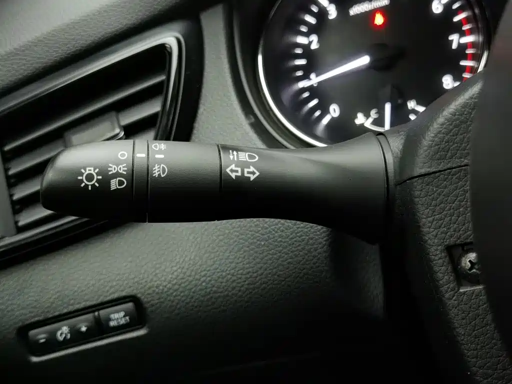 Nissan X-Trail — фото 21