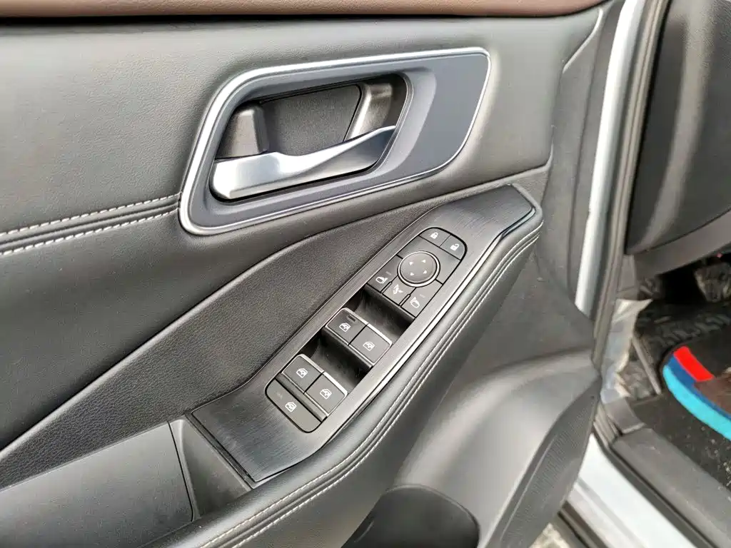 Nissan X-Trail — фото 15