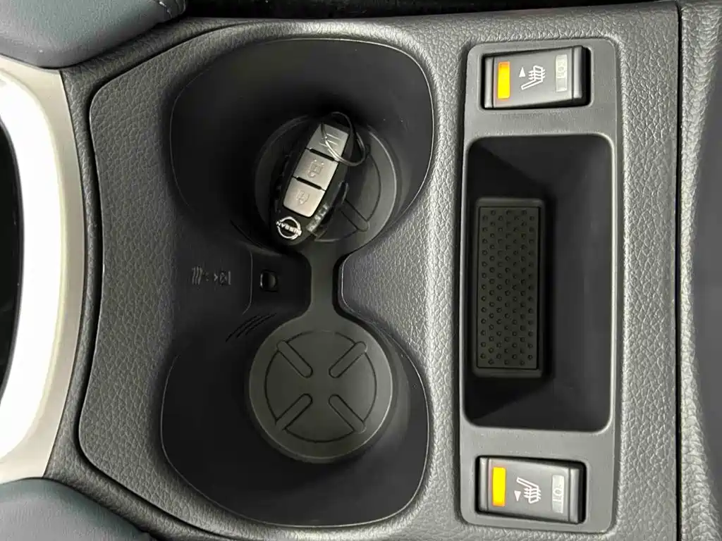 Nissan X-Trail — фото 11