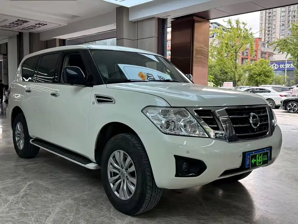 Nissan Patrol — фото 3