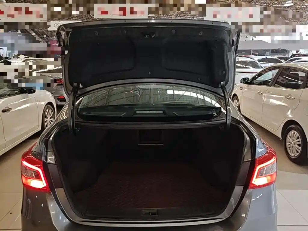 Nissan Sylphy — фото 19