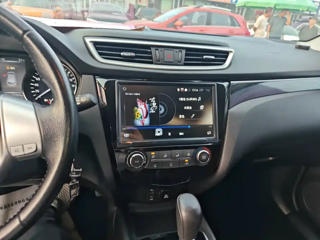 Nissan Qashqai — фото 13