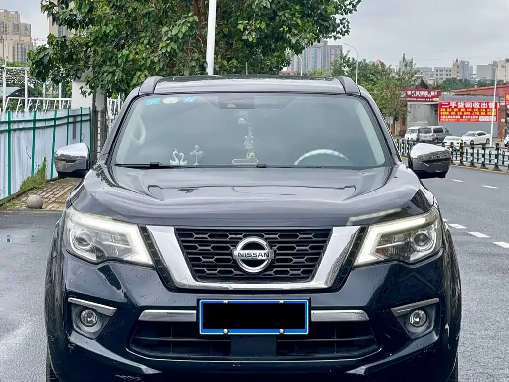 Nissan Terra — фото 2