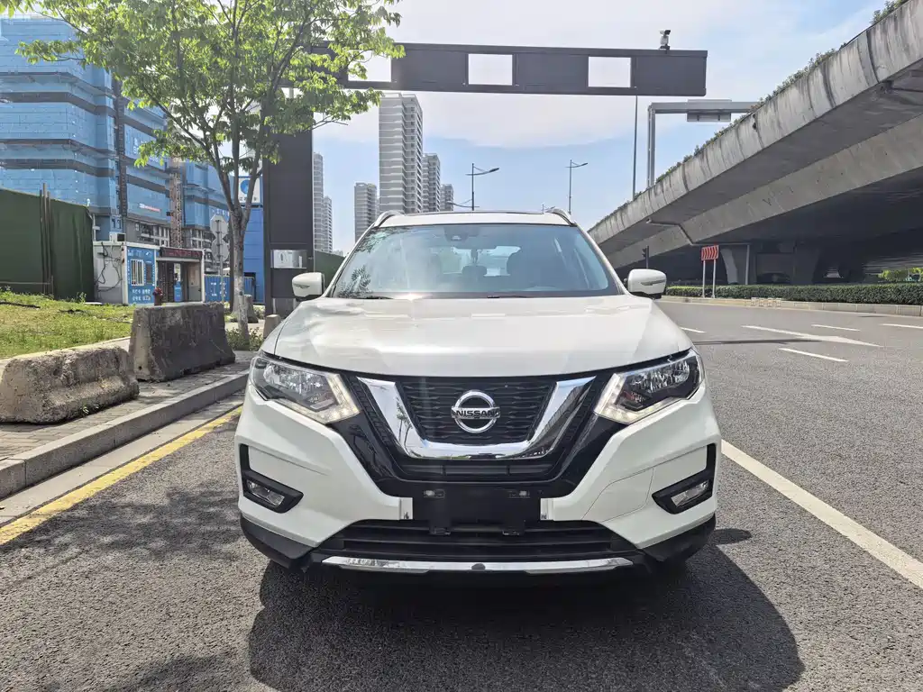 Nissan X-Trail — фото 2