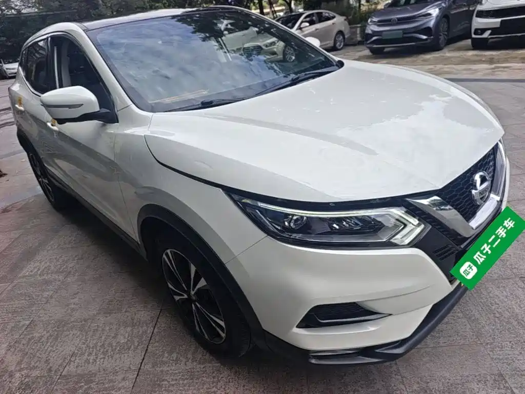 Nissan Qashqai — фото 4