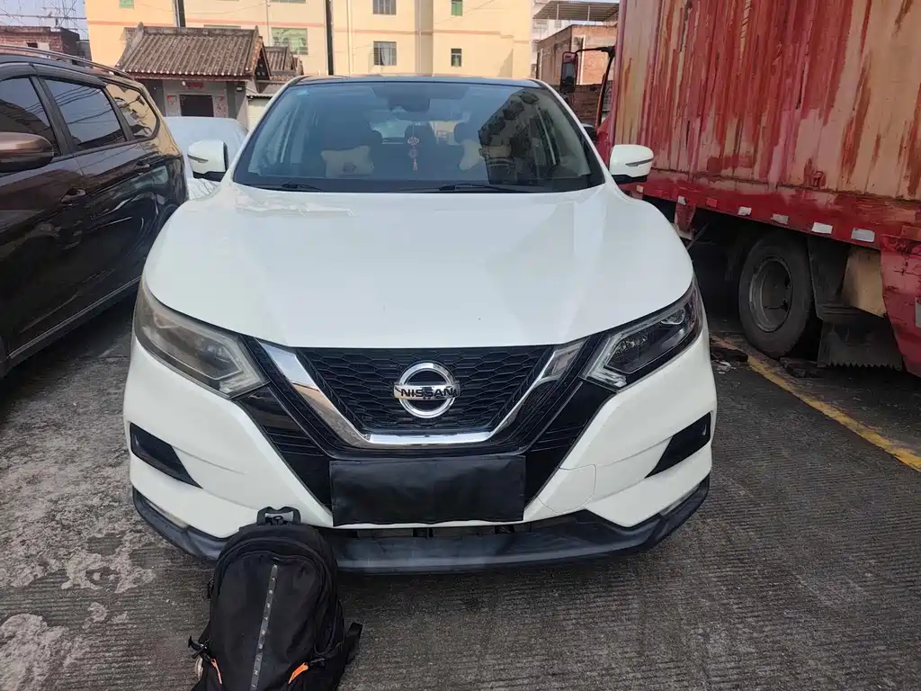 Nissan Qashqai — фото 2
