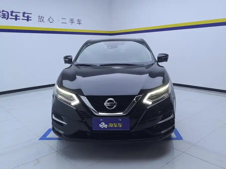 Nissan Qashqai — фото 2