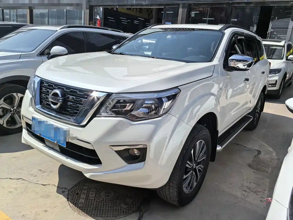 Nissan Terra