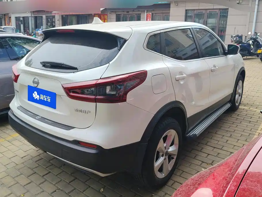 Nissan Qashqai — фото 3