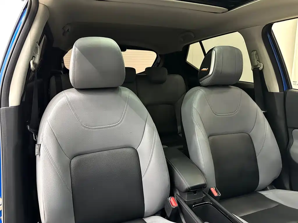 Nissan Kicks — фото 15