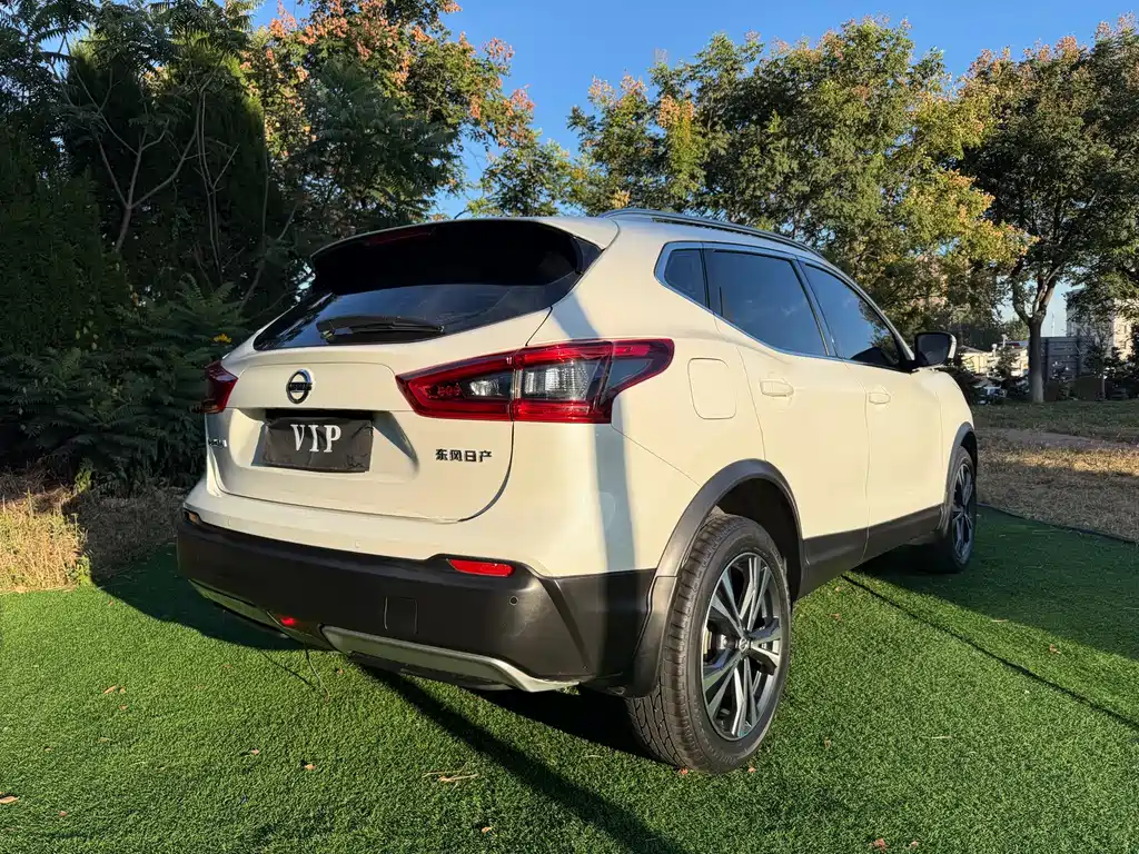 Nissan Qashqai — фото 6