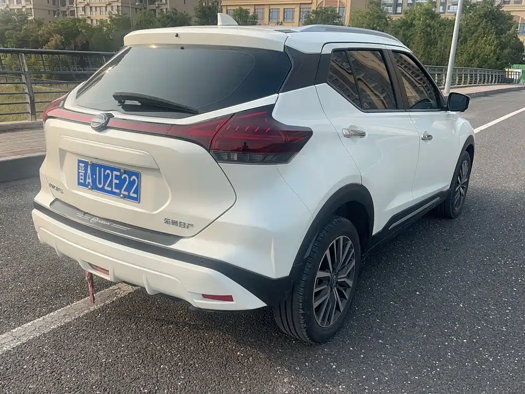 Nissan Kicks — фото 7