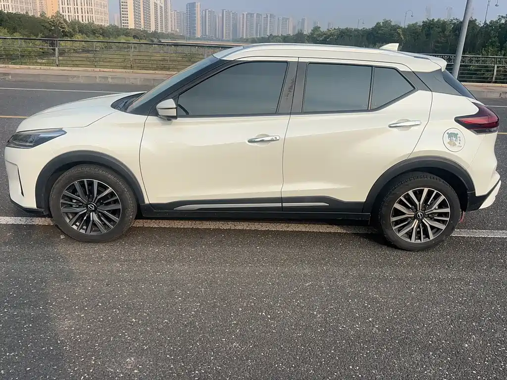 Nissan Kicks — фото 10