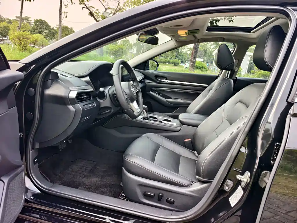 Nissan Teana — фото 4