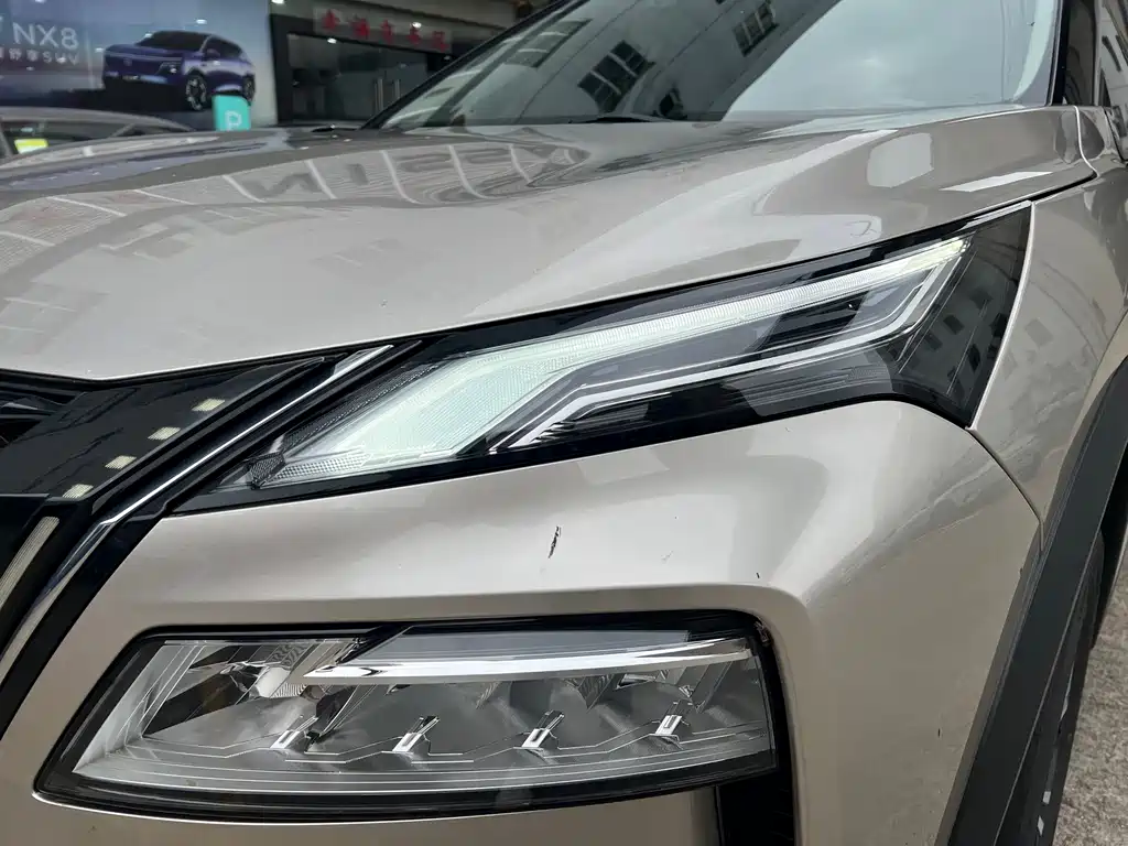 Nissan X-Trail — фото 15