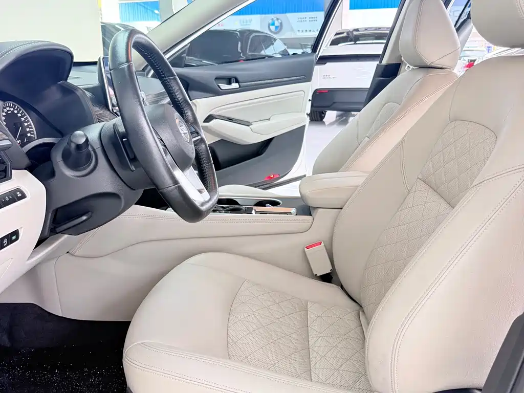 Nissan Teana — фото 4