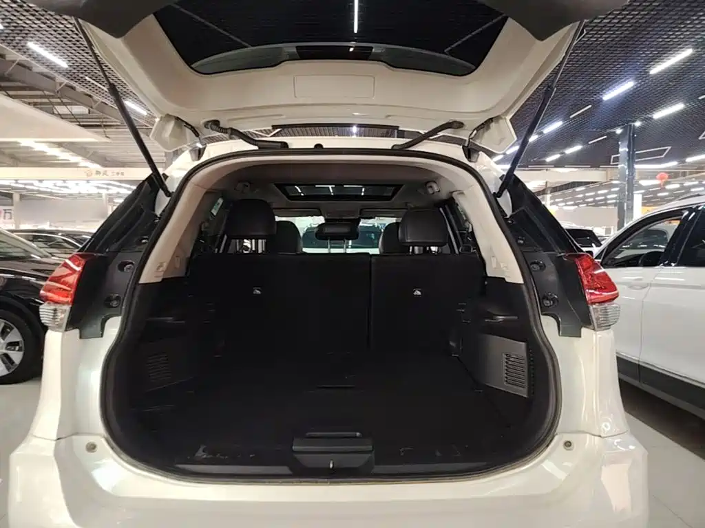 Nissan X-Trail — фото 19