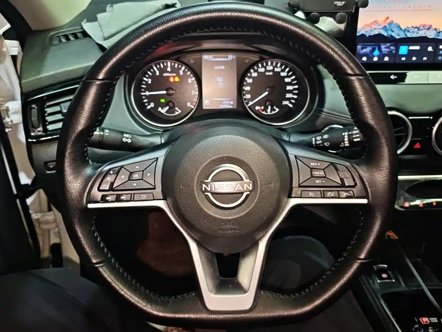 Nissan X-Trail — фото 15