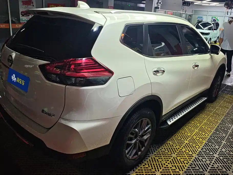 Nissan X-Trail — фото 3
