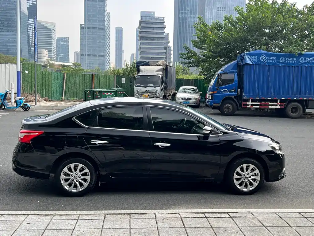 Nissan Sylphy — фото 4