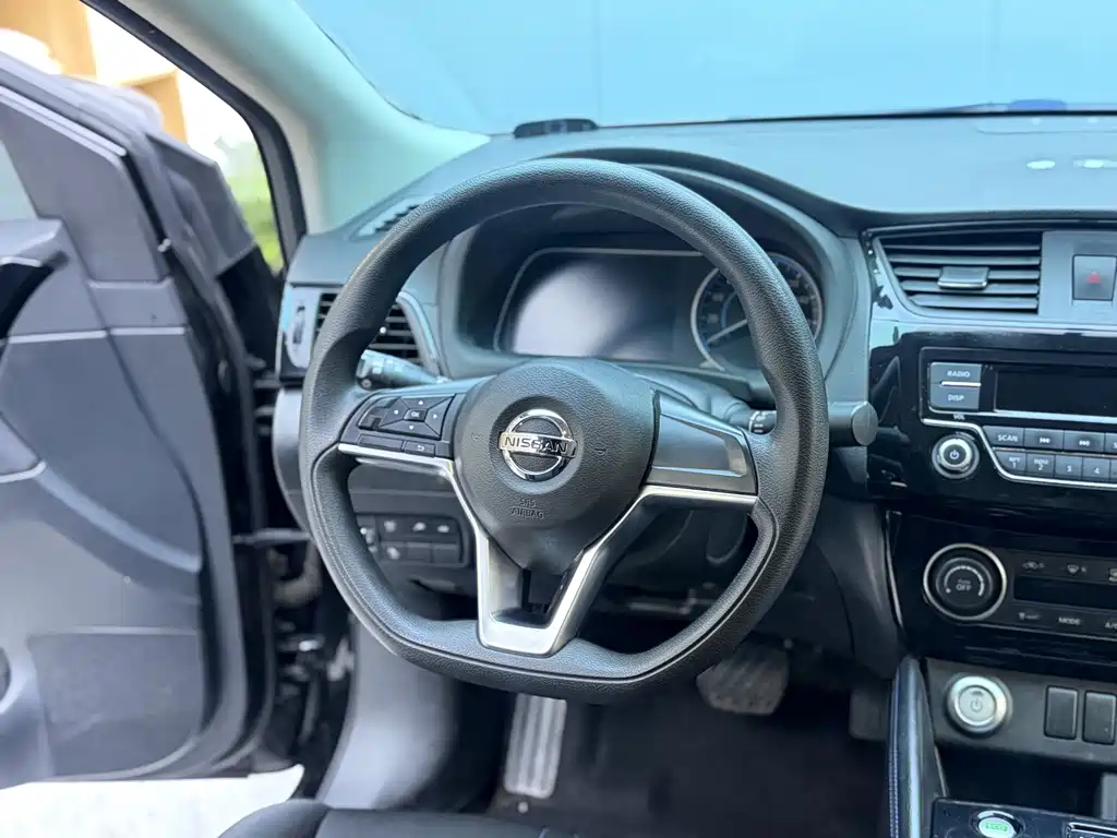 Nissan Sylphy EV — фото 7