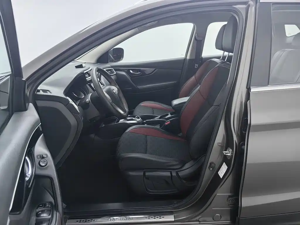 Nissan Qashqai — фото 10