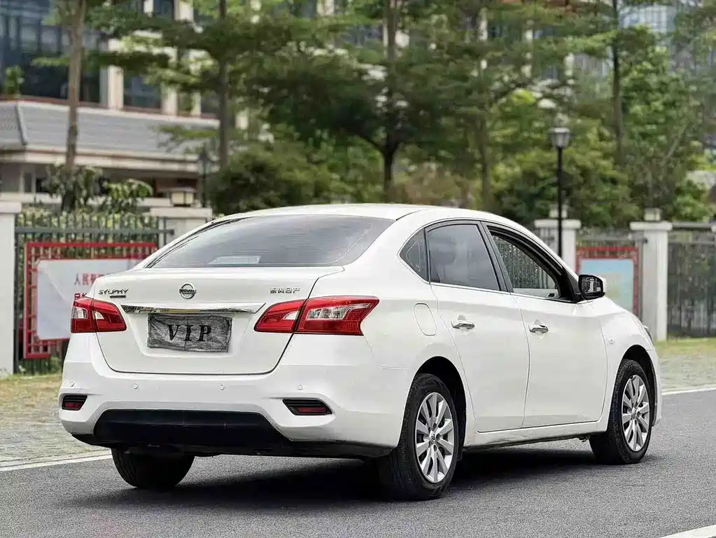 Nissan Sylphy — фото 7