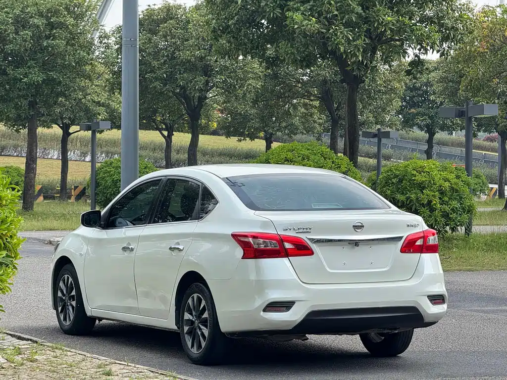 Nissan Sylphy — фото 17