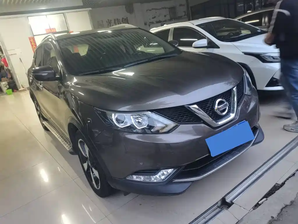 Nissan Qashqai — фото 3