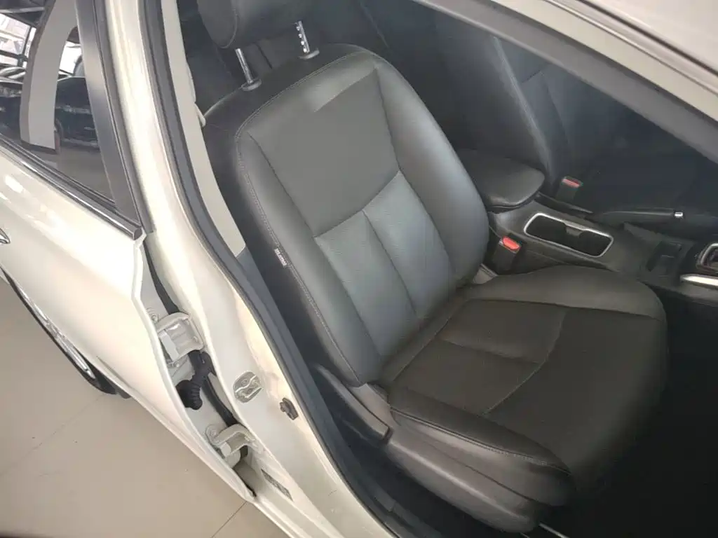 Nissan Sylphy — фото 25