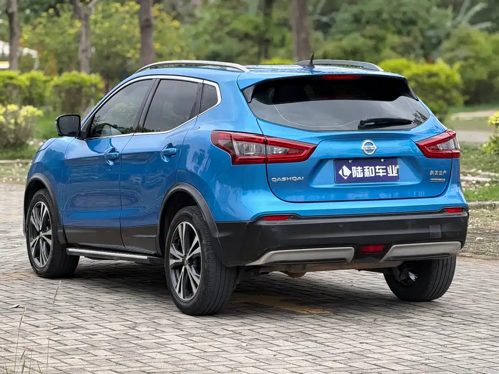 Nissan Qashqai — фото 8