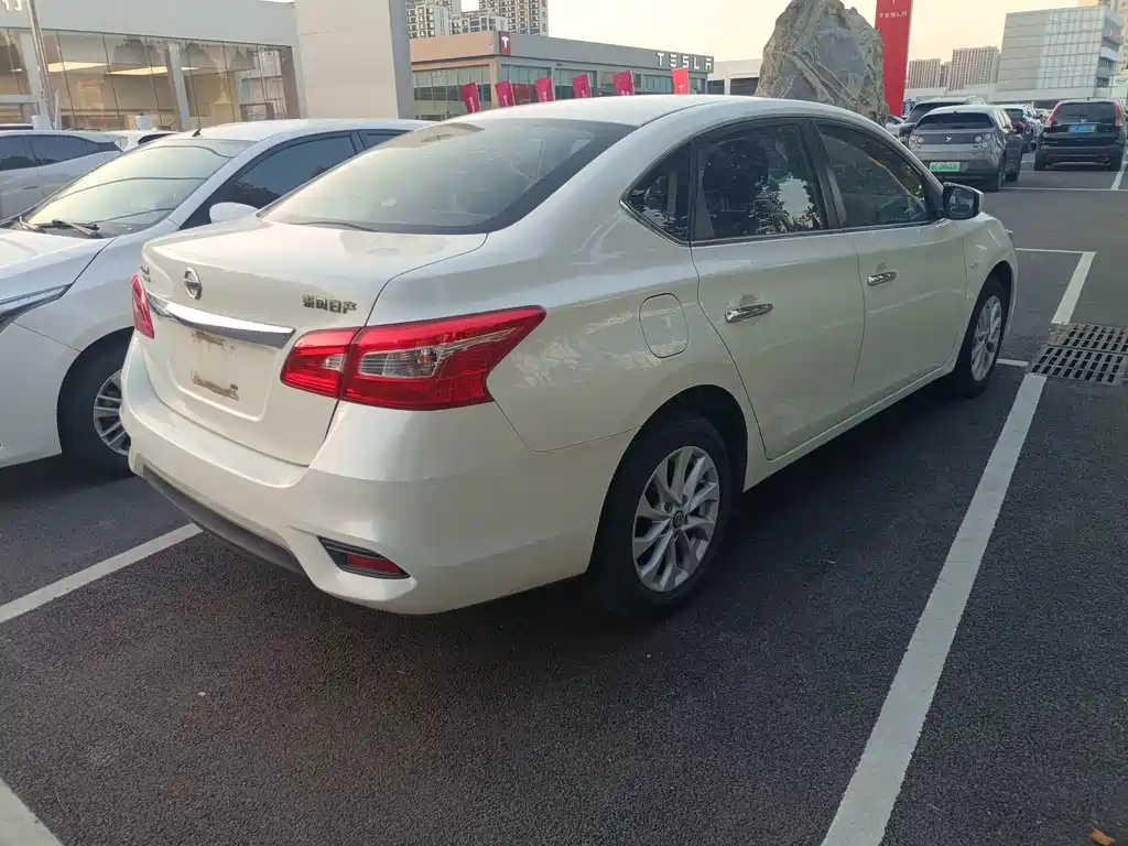 Nissan Sylphy — фото 4