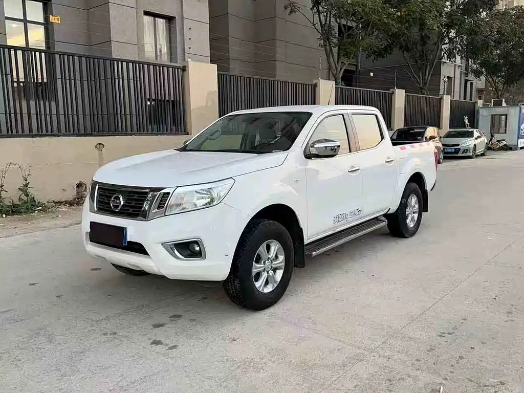 Nissan Navara — фото 3
